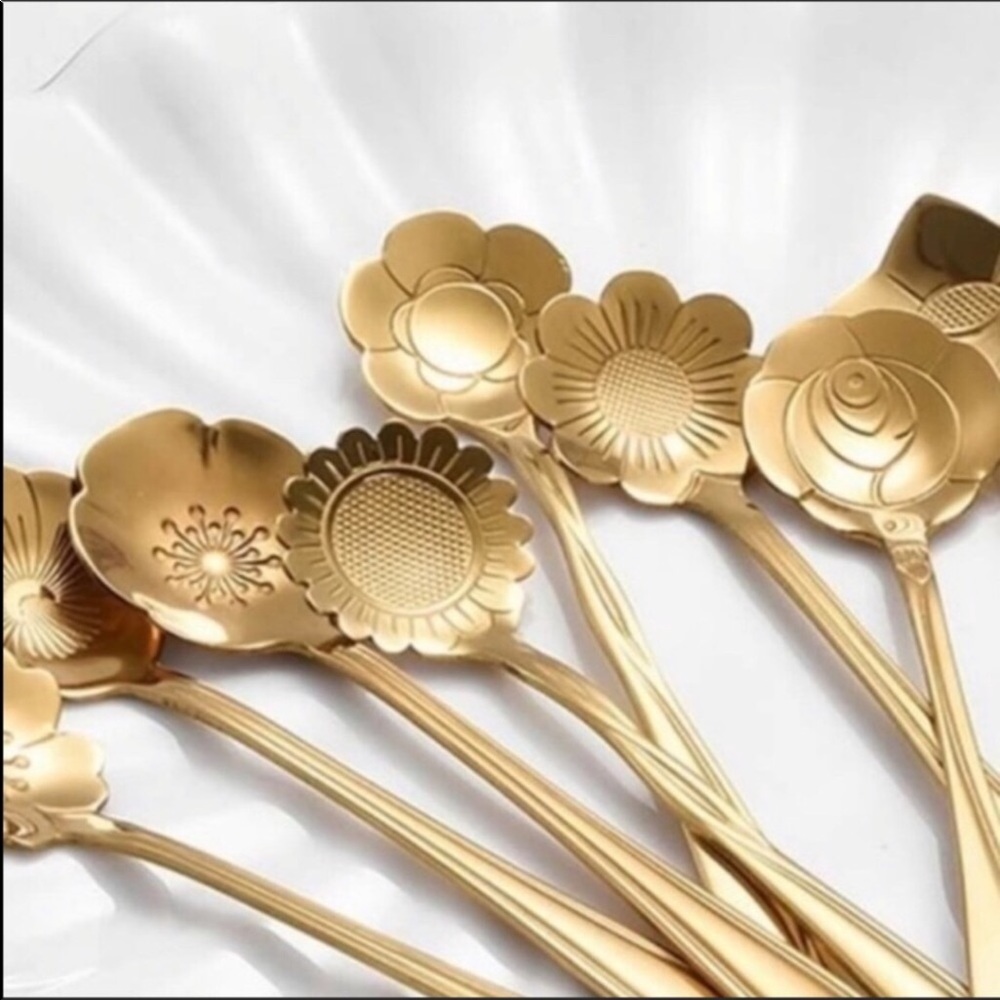 Dessert Stainless Steel Deluxe Spoon NEW